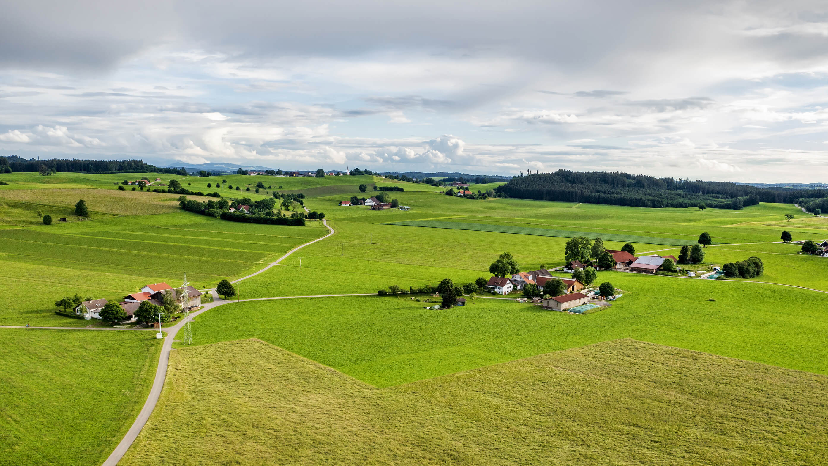 envato C EdVal Landschaft Gebaeude edit 2025 03 07 13 37 54